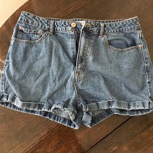 High waisted jean shorts